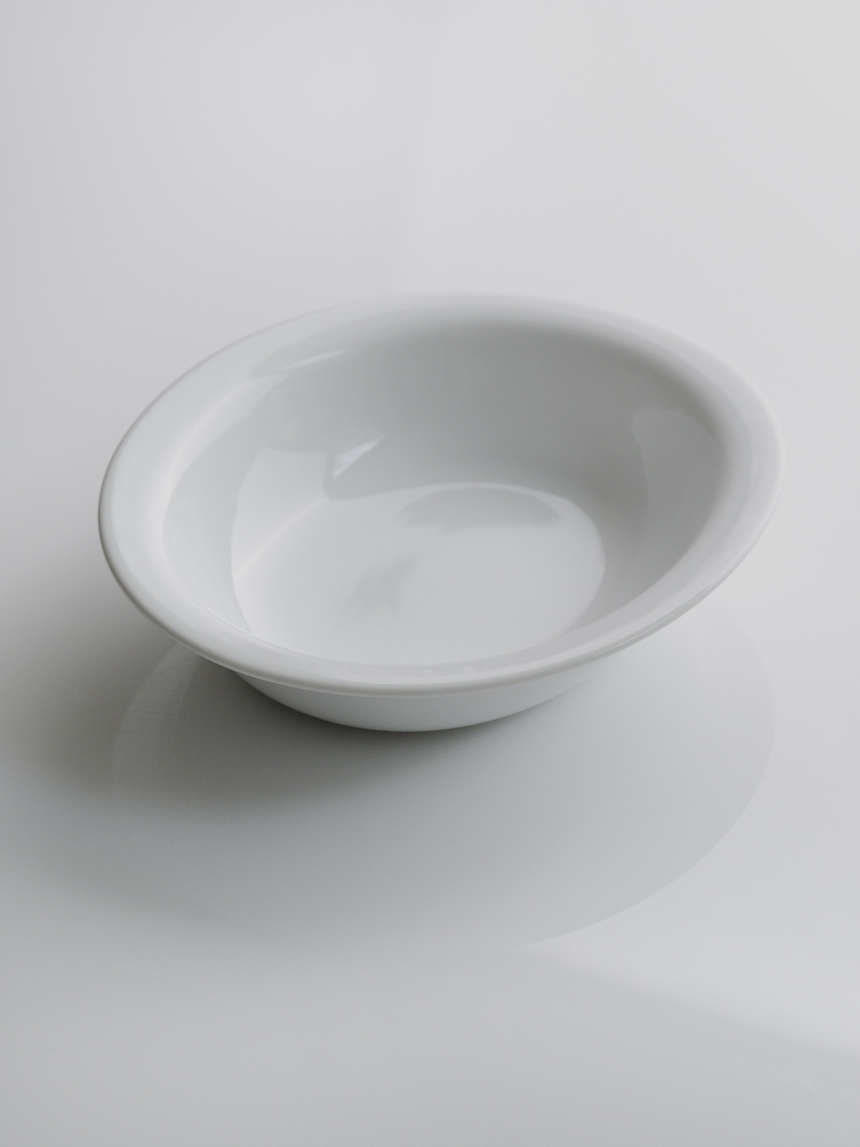 1616 / arita - CMA Oval Deep 190 White