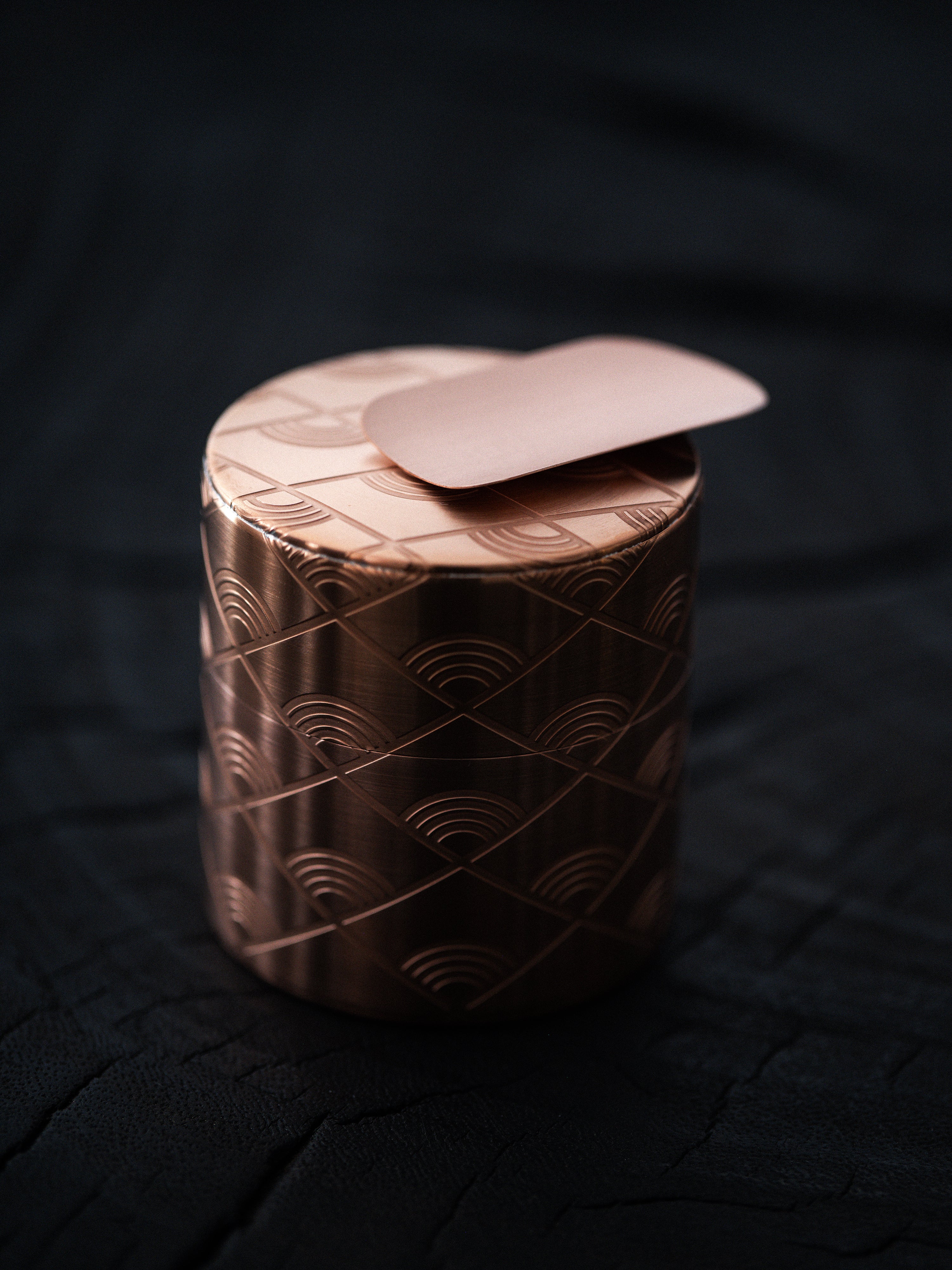 KAIKADO Tea Caddy Copper Wave Pattern